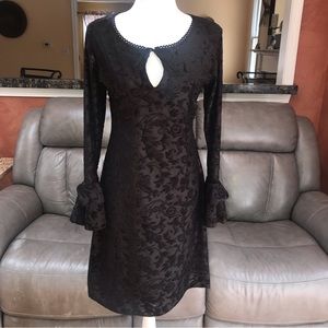 Vintage 70’s mod, keyhole, bell sleeve dress